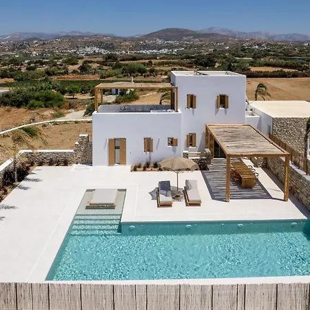 Cocopalm Naxos Aparthotel