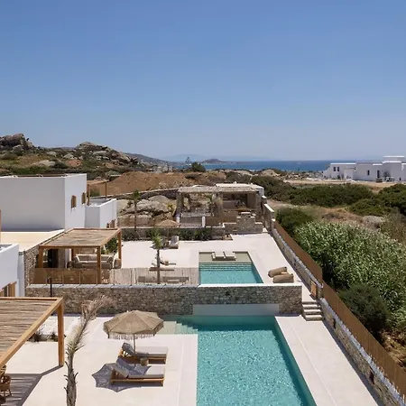 Cocopalm Naxos Aparthotel 5*